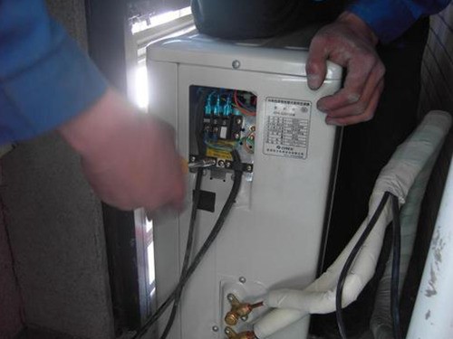 南山區(qū)空調(diào)維修點(diǎn),空調(diào)維修電話(huà)