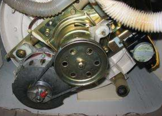 洗衣機脫水電機不轉(zhuǎn)嗡嗡響