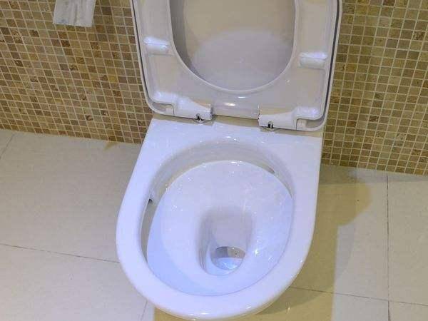 馬桶漏水如何修理