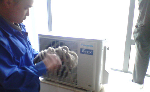 溫州蒼南專業(yè)裝空調(diào)服務(wù)電話_服務(wù)好收費(fèi)少