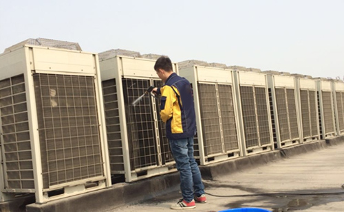 東莞東城專業(yè)清洗空調(diào)服務(wù)點(diǎn)_預(yù)約有驚喜